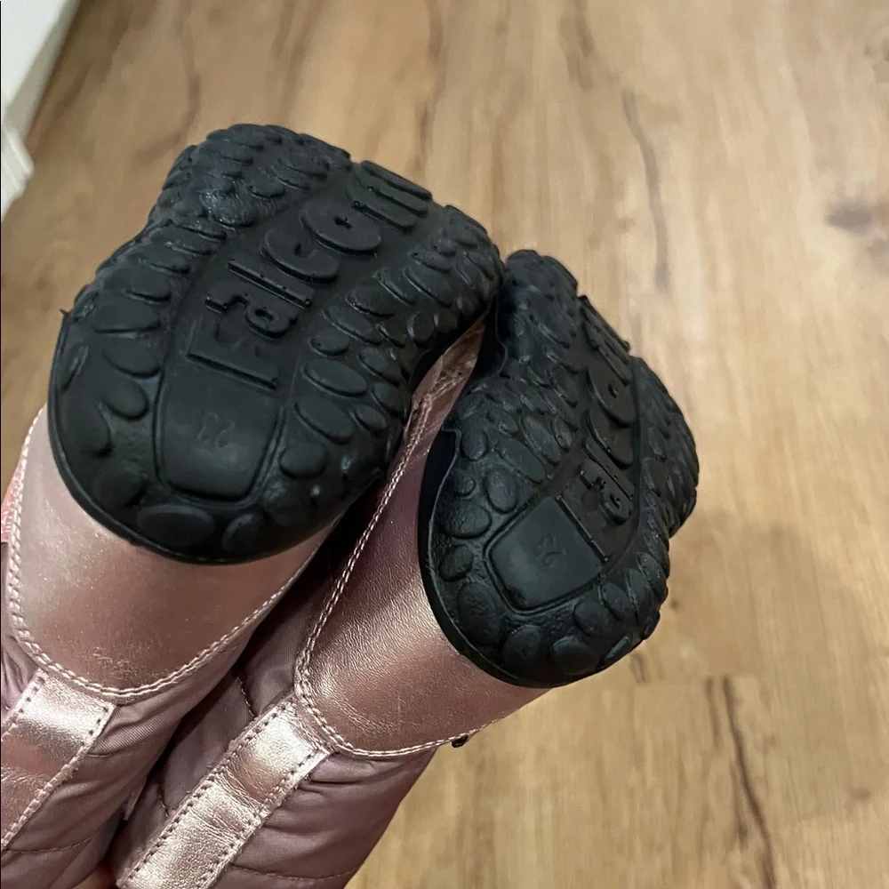 Kids Pink Insulated Winter Boots with Toggle